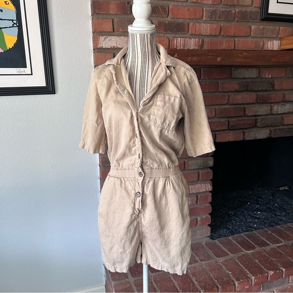 Faherty Arlie Day Short Sleeve Romper in Summer Sand Linen Blend Sz M - Picture 4 of 10